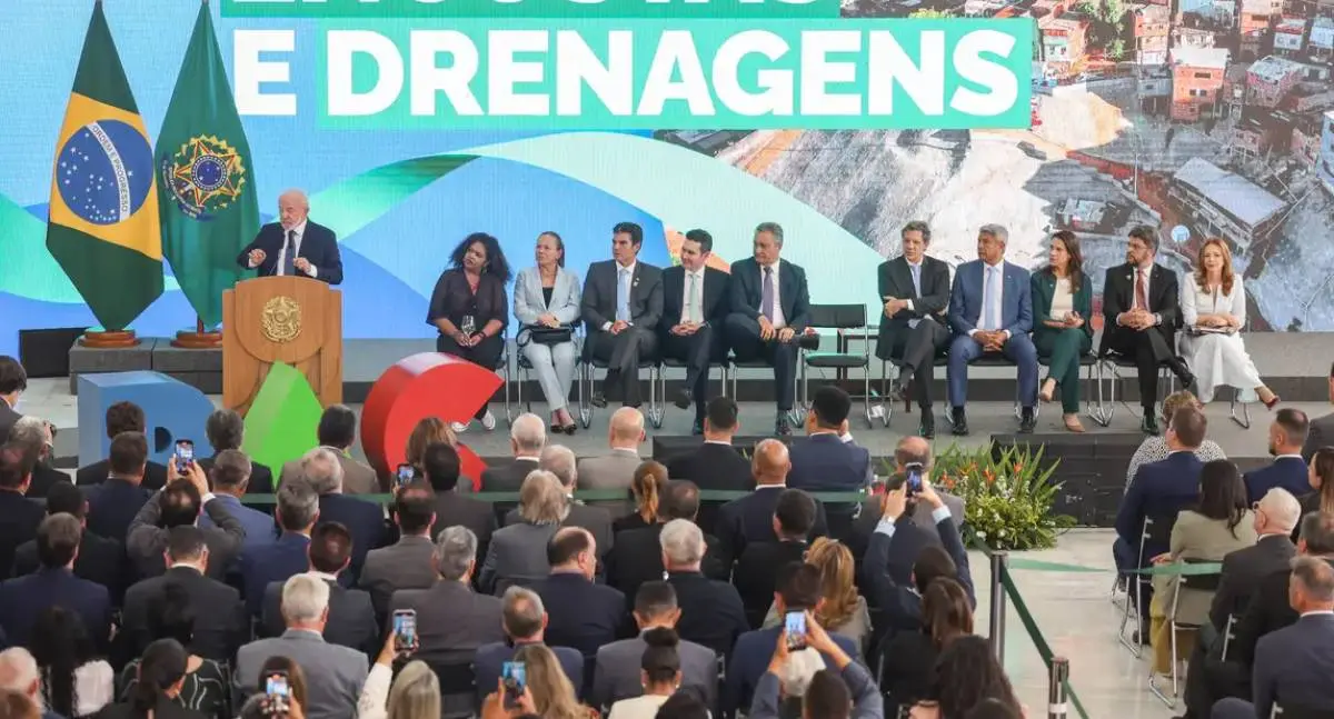 Novo PAC investirá R$ 11,7 bilhões em drenagem e encostas