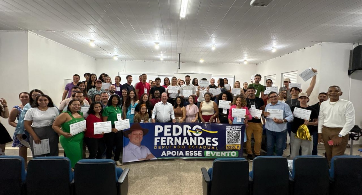 Pedro Fernandes apoia capacitação em Ariquemes com curso de marketing pessoal