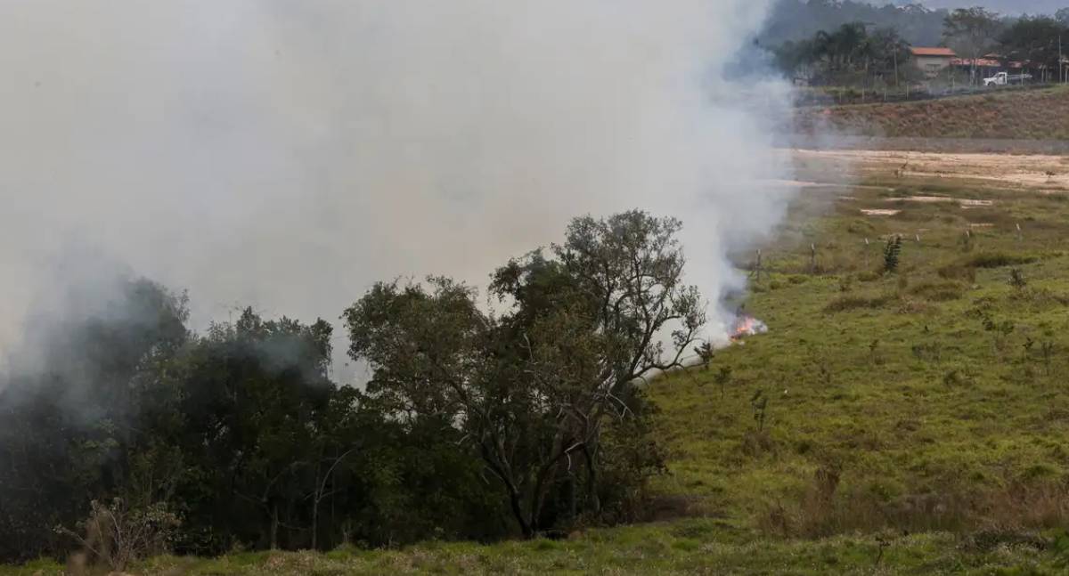 Perigo de queimadas se mantém alto no interior do país