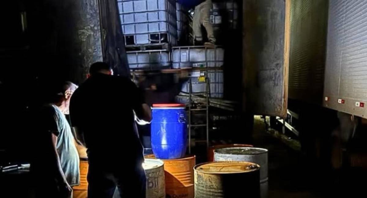 Polícia Civil de Rondônia apreende 15 tabletes de maconha em caminhão de mudanças