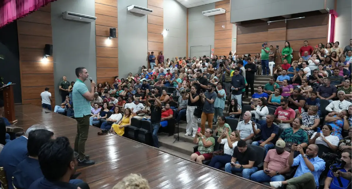 Prefeitura entrega mais de 400 escrituras públicas e avança na regularização fundiária em Porto Velho