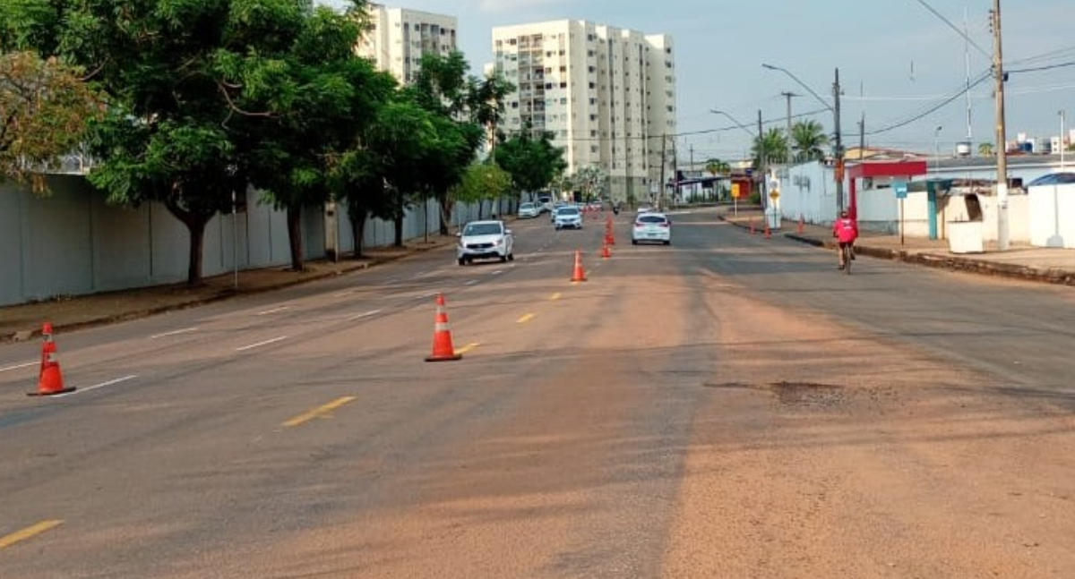 Prefeitura reforça atenção à nova sinalização na Avenida Anysio da Rocha em Porto Velho
