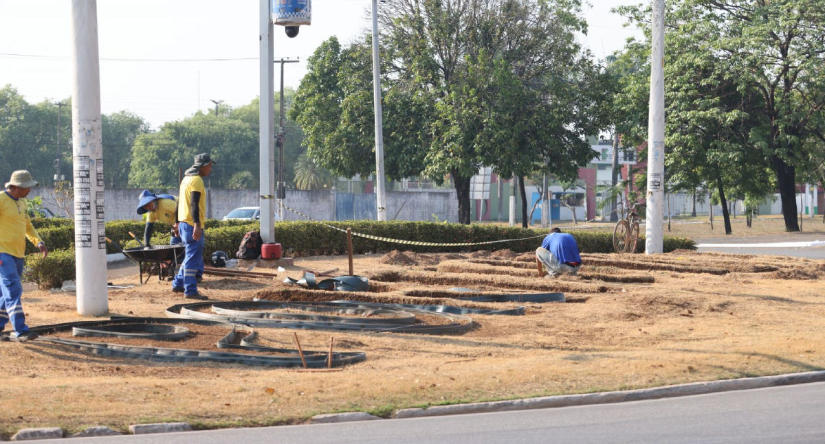 Rotatória da Imigrantes com Jorge Teixeira recebe novo projeto de paisagismo em Porto Velho