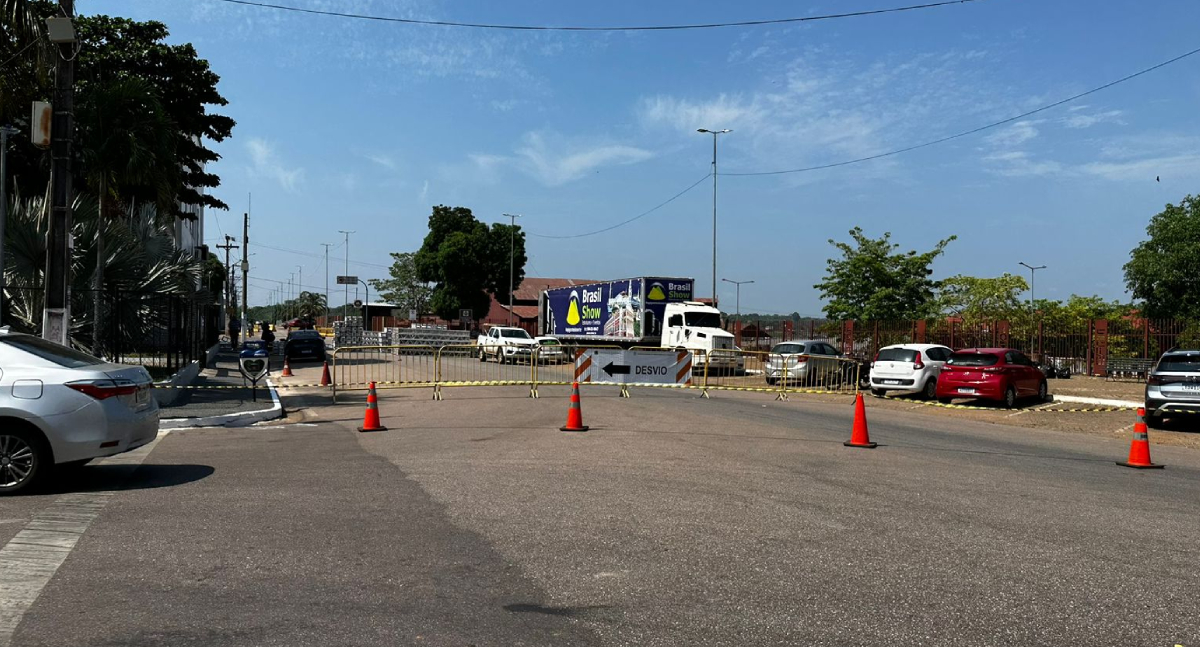 Ruas do Centro de Porto Velho são interditadas para montagem da festa dos 111 anos