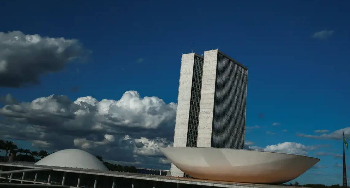 Senado aprova relatório para regulamentar reforma tributária