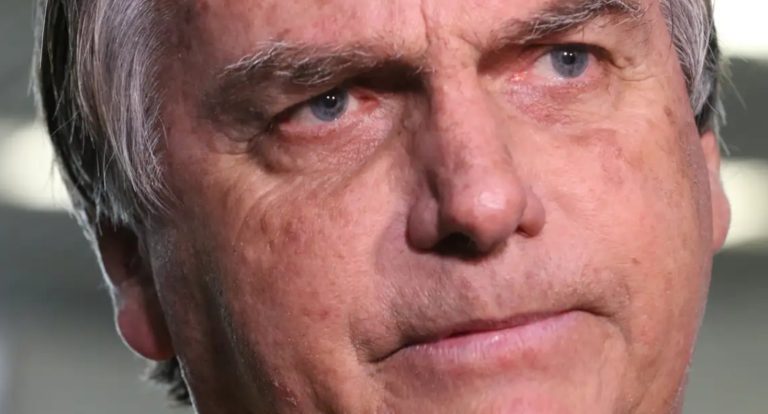 STF condena Bolsonaro a 27 anos de prisão por tentativa de golpe de Estado