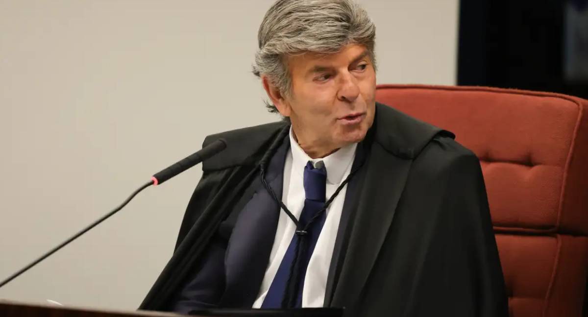 Trama golpista: Fux absolve Bolsonaro no STF