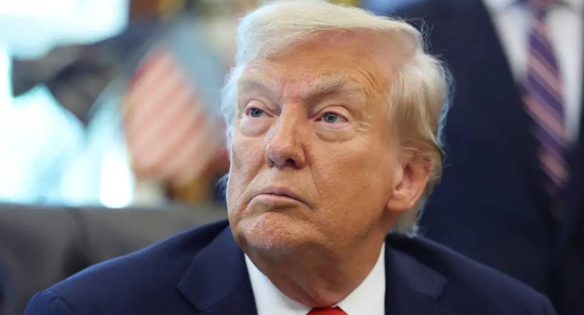 Trump ameaça licenças de rádios e TVs críticas ao governo