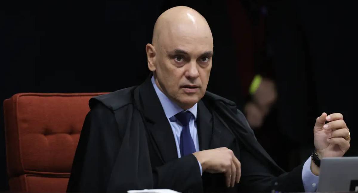 Voto de Alexandre de Moraes mantém delação premiada de Mauro Cid