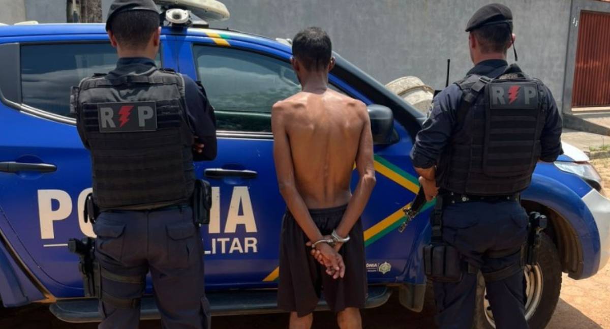 Ação da PM em Ji-Paraná apreende quase meio quilo de cocaína, crack e simulacro de arma