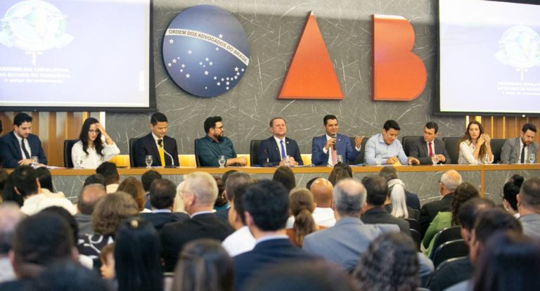 Alero realiza sessão solene em Cacoal em homenagem ao Dia do Advogado