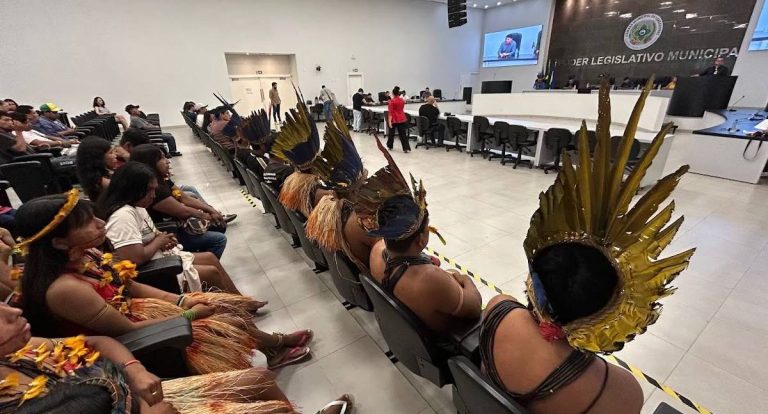 Amanda Areval assegura criação de Departamento Indígena em Vilhena com apoio do prefeito Flori