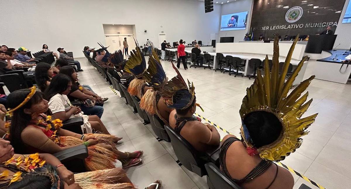 Amanda Areval assegura criação de Departamento Indígena em Vilhena com apoio do prefeito Flori
