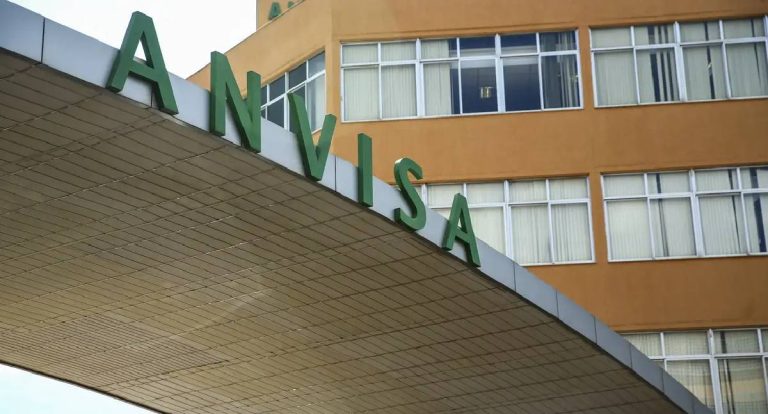Anvisa Suspende Venda de Glicose e Importação de Radiofármacos por Desvios de Qualidade