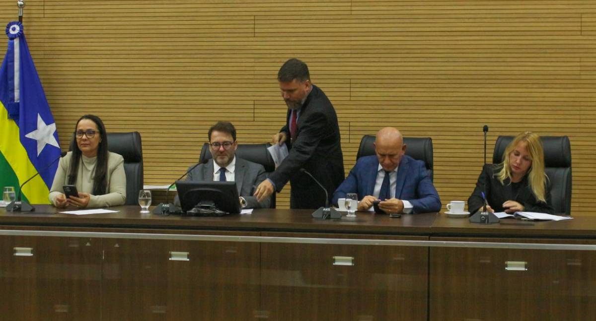 Assembleia Legislativa aprova alteração na LDO para garantir benefícios a servidores e valorização do Iperon