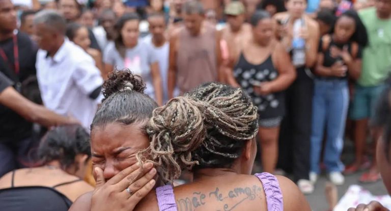 Ativistas classificam ação policial no Rio como "massacre" e "chacina"