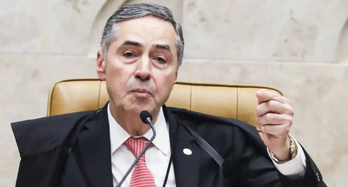 Barroso solicita a retomada do julgamento sobre o aborto no STF