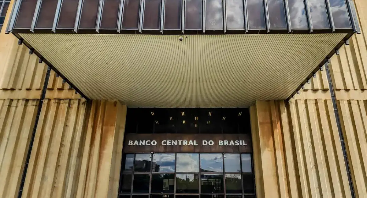 BC aprova aumento de capital do Banco Master após barrar compra do BRB