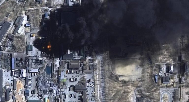 Bombardeio russo causa blecaute e deixa centenas de milhares sem luz na Ucrânia