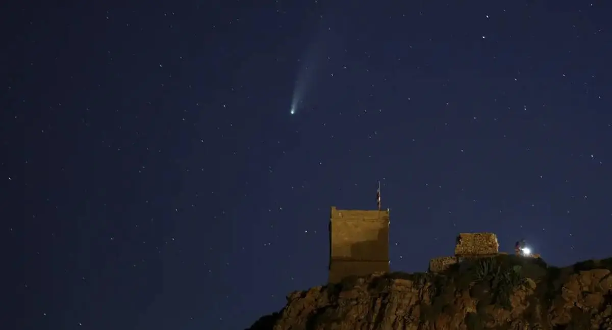 Chuva de meteoros Orionídeas terá pico de observação no Brasil