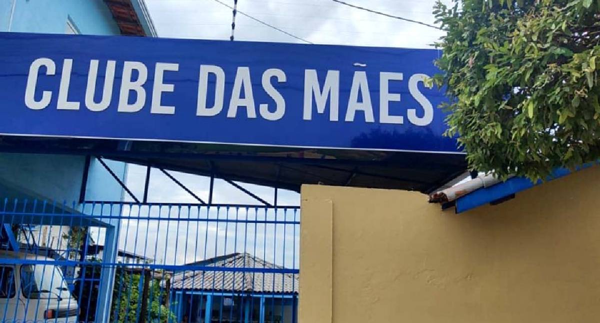 Clube das Mães de Jaru recebe playground com emenda de Cláudia de Jesus