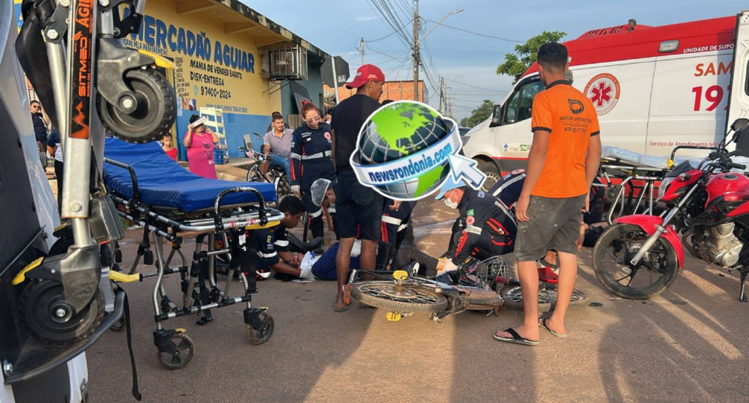Colisão entre moto e bicicleta elétrica deixa duas mulheres feridas na zona Leste