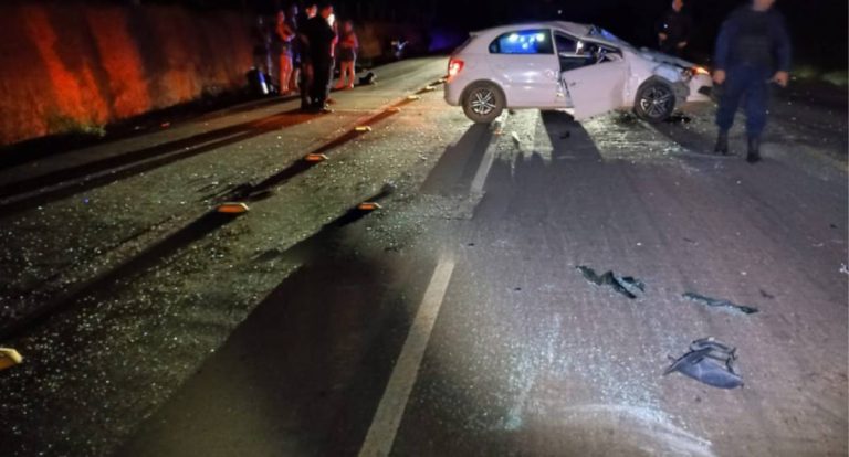 Colisão na RO-479 provoca capotamento de veículo