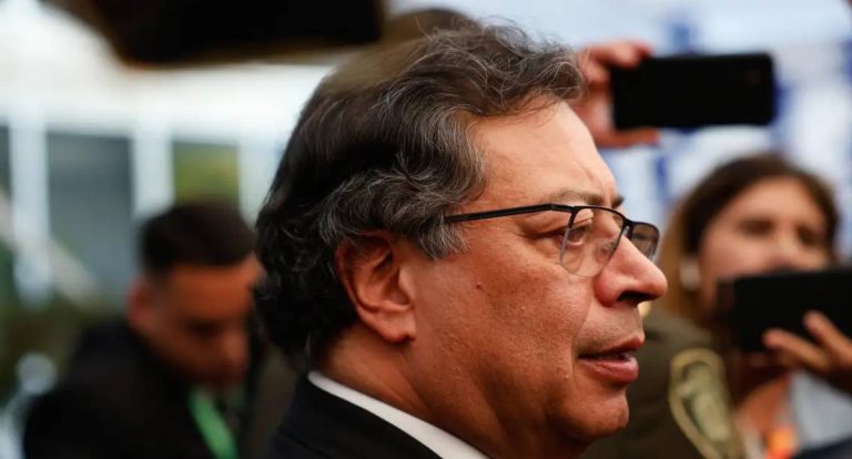 Colômbia convoca embaixador dos EUA após ameaças de Donald Trump