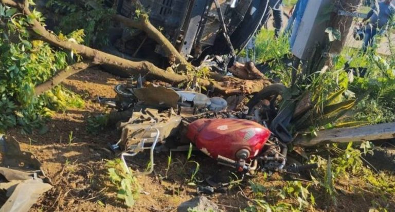 Comerciante morre em colisão entre moto e caminhonete na RO-257