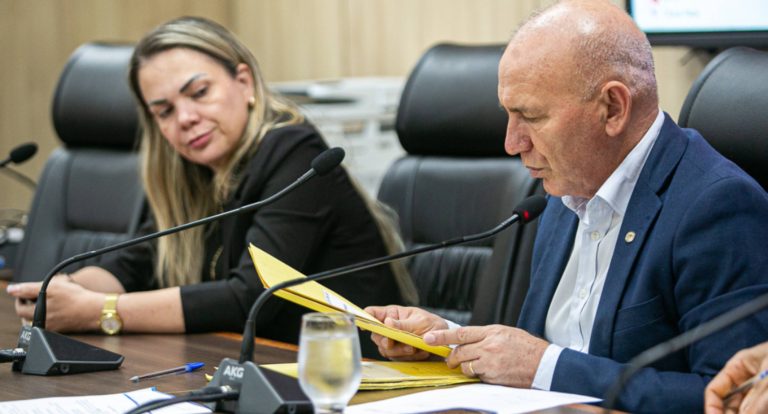 Comissão de Finanças da Alero agenda apresentação de relatórios da Sefin e distribui projetos de lei