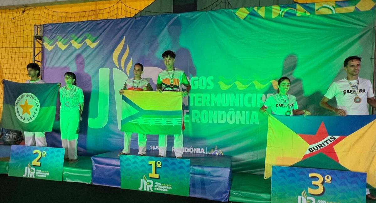 Competições de capoeira reúnem atletas de nove municípios no JIR 2025 em Ji-Paraná