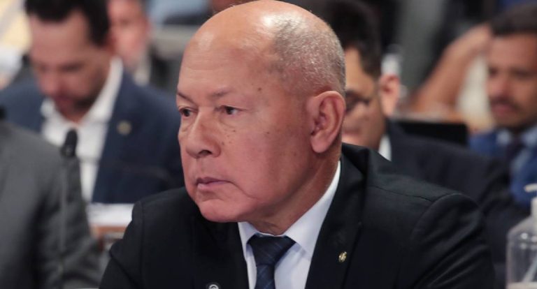 Deputado Coronel Chrisóstomo destina R$ 1 milhão para centro de crianças autistas