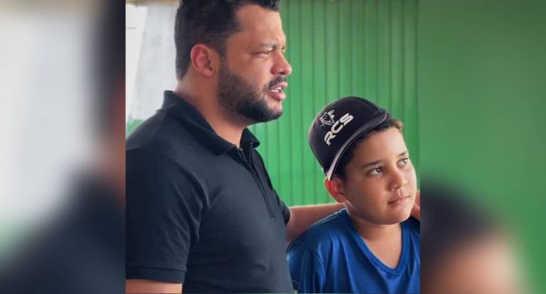 Edevaldo Neves garante recurso para mobília de biblioteca escolar