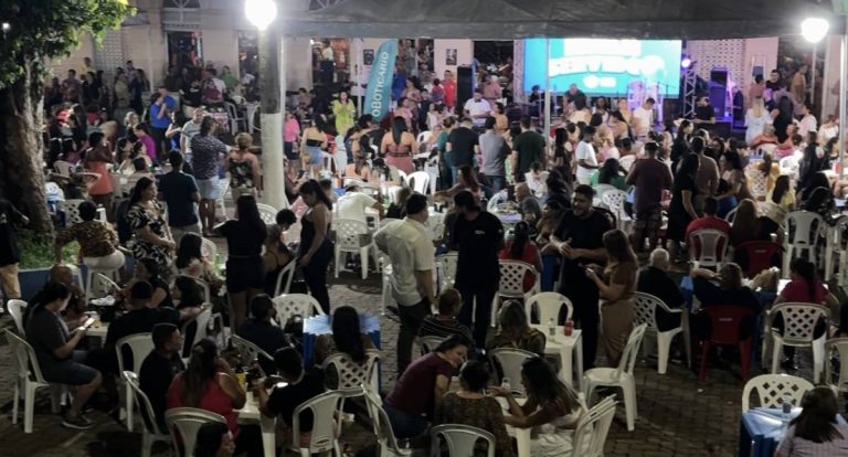 Em noite de festa, Prefeitura de Porto Velho celebra a valorização do servidor público com sorteios e música no Mercado Cultural