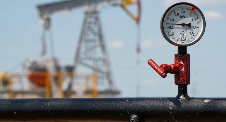 EUA anunciam sanções contra Rosneft e Lukoil; União Europeia impõe 19º pacote