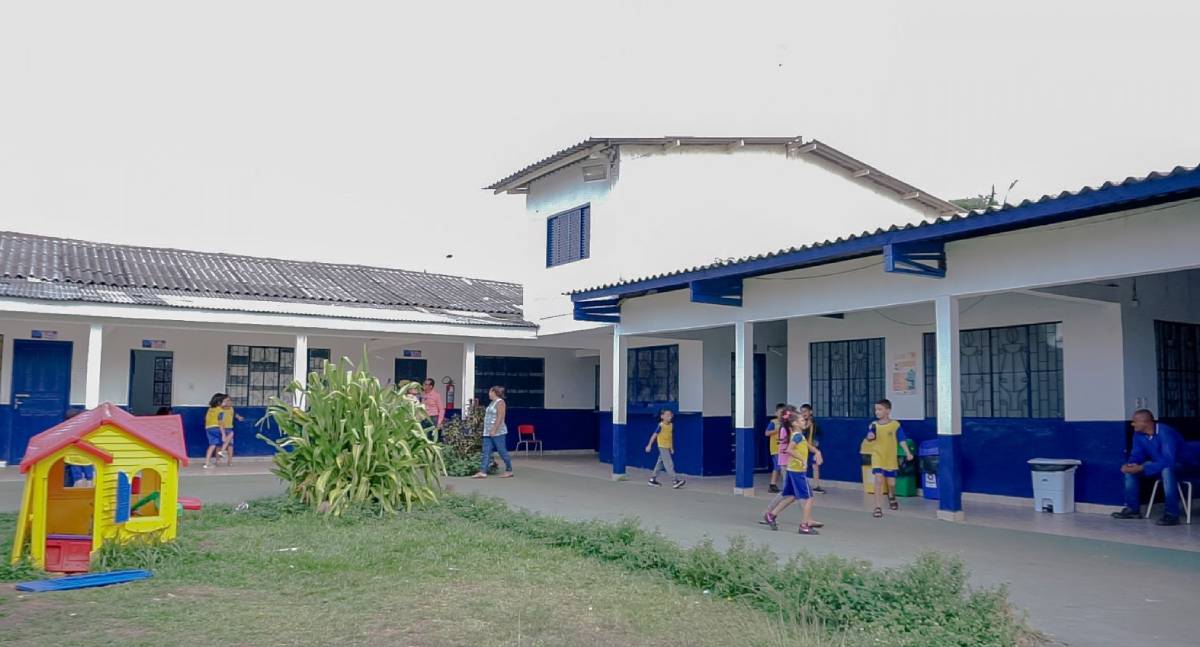 Eyder Brasil investe mais de R$ 3,7 milhões em 21 escolas municipais e estaduais de Rondônia