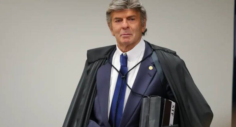 Fachin autoriza ministro Fux a mudar para a Segunda Turma do STF