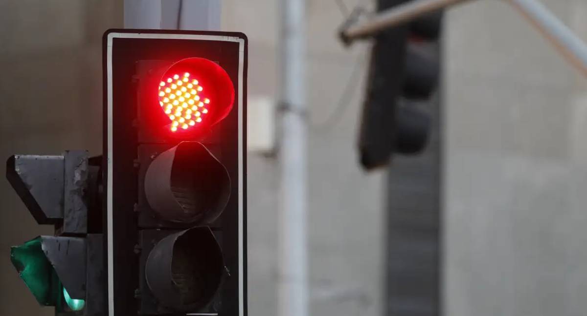 Governo propõe fim da obrigatoriedade de autoescola para tirar CNH e prevê queda de 80% no custo