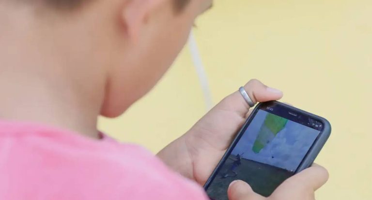 Guia "Internet com Responsa" auxilia adolescentes a usar a rede com segurança