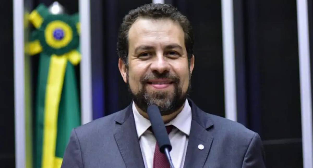 Guilherme Boulos assume Secretaria-Geral e promete ouvir demandas populares