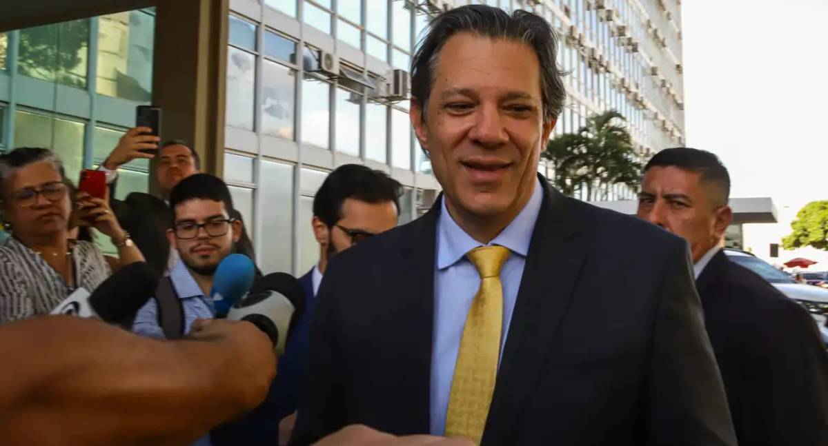 Haddad celebra isenção de IR aprovada por unanimidade na Câmara