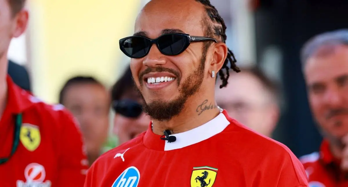Hamilton aconselha dupla da McLaren a ser "implacável" contra Verstappen