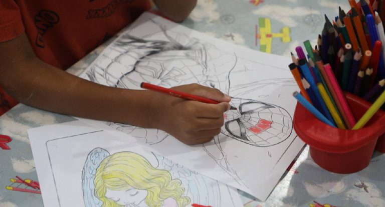 Hospital de Base cria Cantinho da Brincadeira para crianças no centro cirúrgico