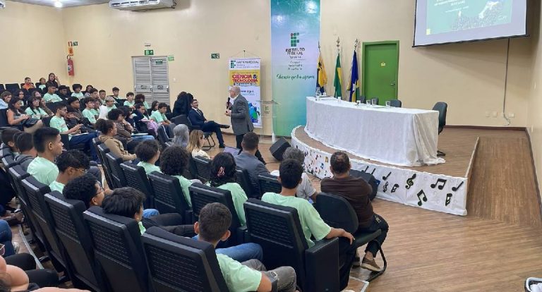 IFRO promove cultura oceânica e inovação na 22ª Semana Nacional de Ciência e Tecnologia
