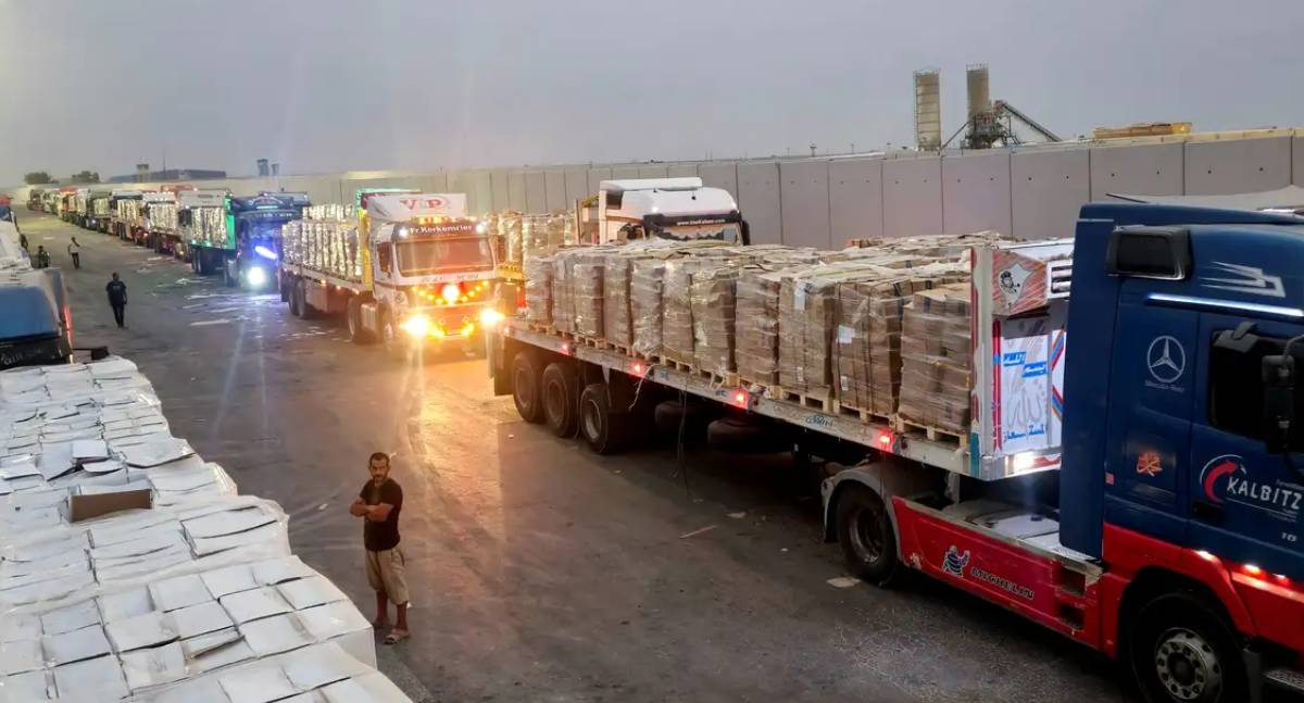 Israel retoma ajuda humanitária em Gaza após suspensão por bombardeios