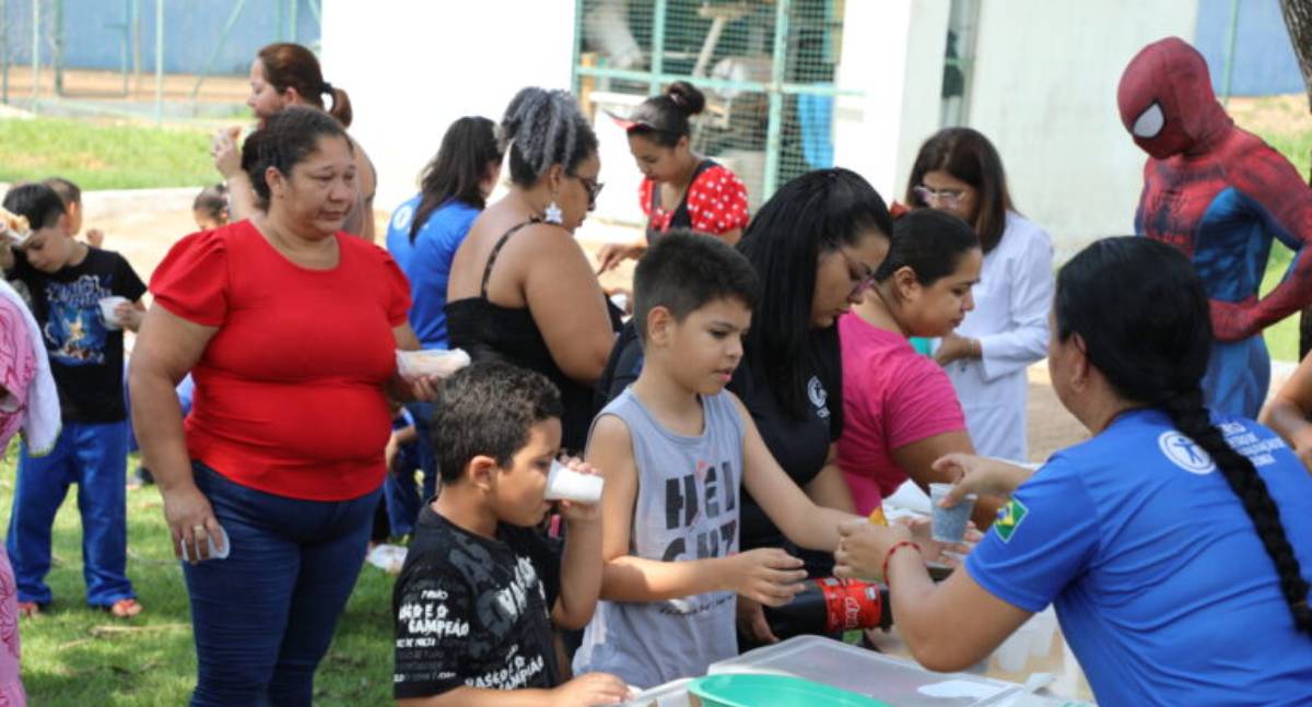Judô, brincadeiras e muita diversão marcam ação do Cero em comemoração ao Dia das Crianças