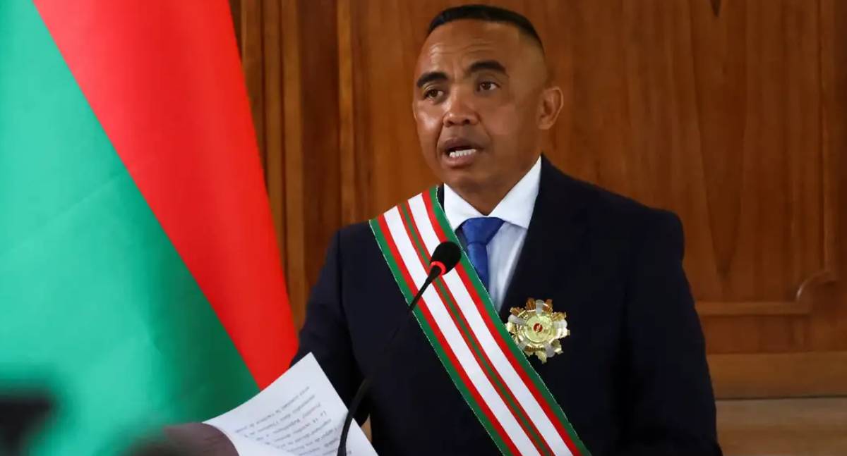 Líder de golpe de Estado é empossado como presidente de Madagascar