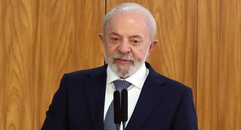 Lula critica derrubada de MP na Câmara e diz que é derrota para o povo