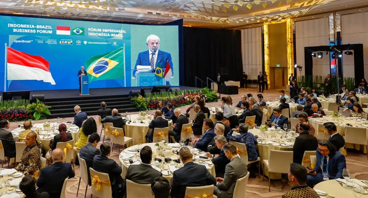 Lula defende uso de moedas locais e cita Pix para comércio Brasil-Indonésia