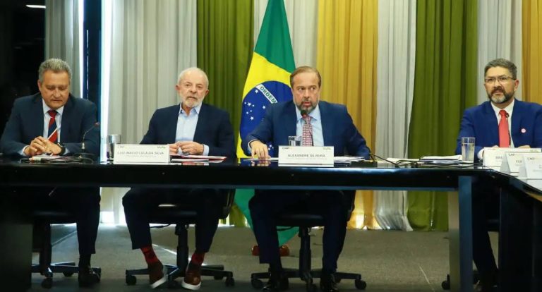 Lula instala conselho para tratar de minerais críticos no Brasil